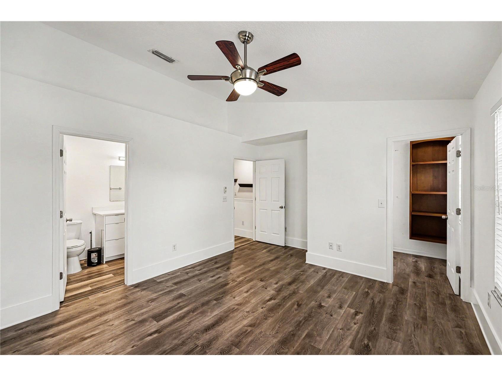 12268 Country White Circle Tampa FL 33635 TB8508625 image12