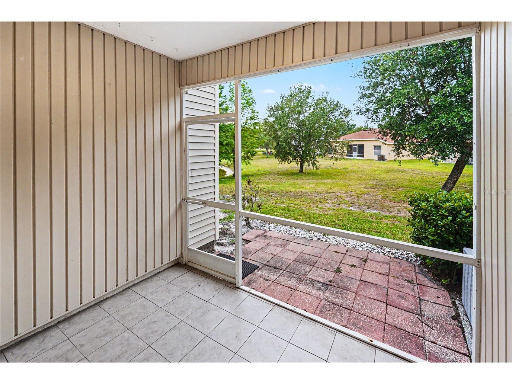 12268 Country White Circle Tampa FL 33635 TB8508625 image21
