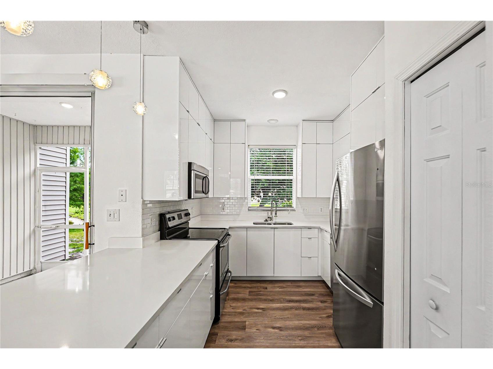 12268 Country White Circle Tampa FL 33635 TB8508625 image9