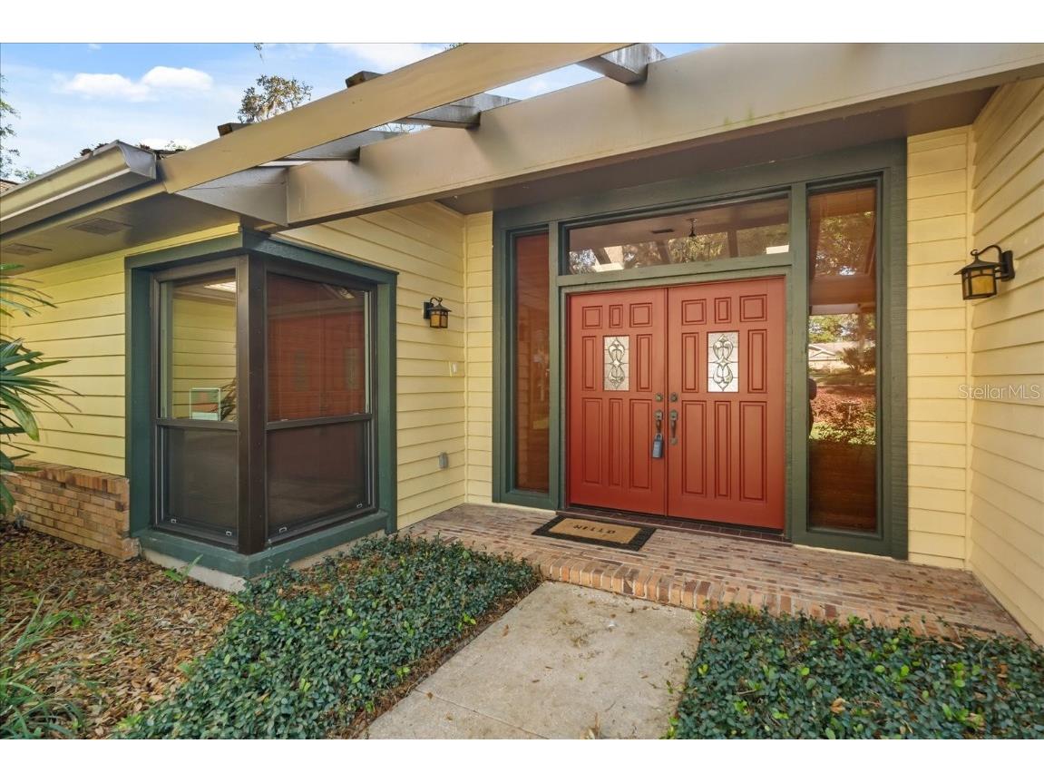 1227 Baypoint Court Longwood FL 32750 - Grace Lake V4941791 image1