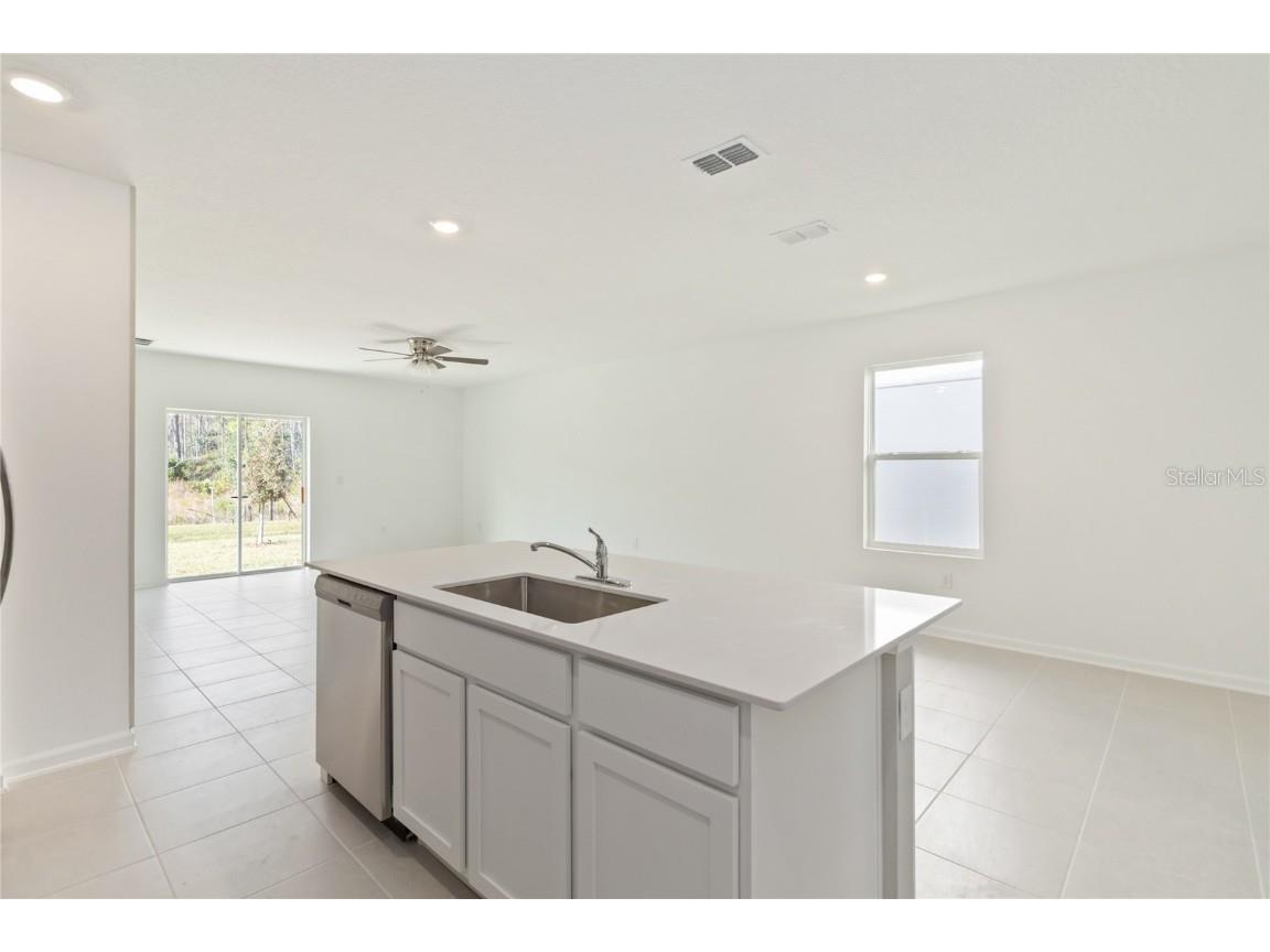 1227 Belle Isle Lane Daytona Beach FL 32124 O6360982 image12