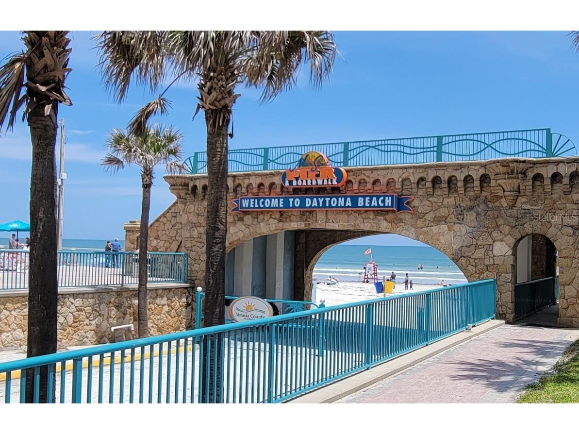 1227 Belle Isle Lane Daytona Beach FL 32124 O6360982 image46