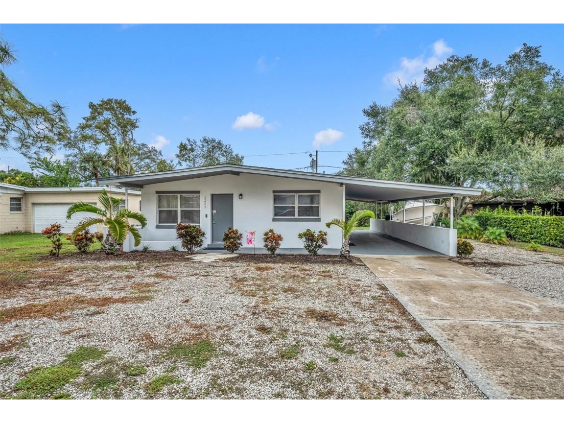 1227 Bloxam Avenue Clermont FL 34711 G5088146 image1