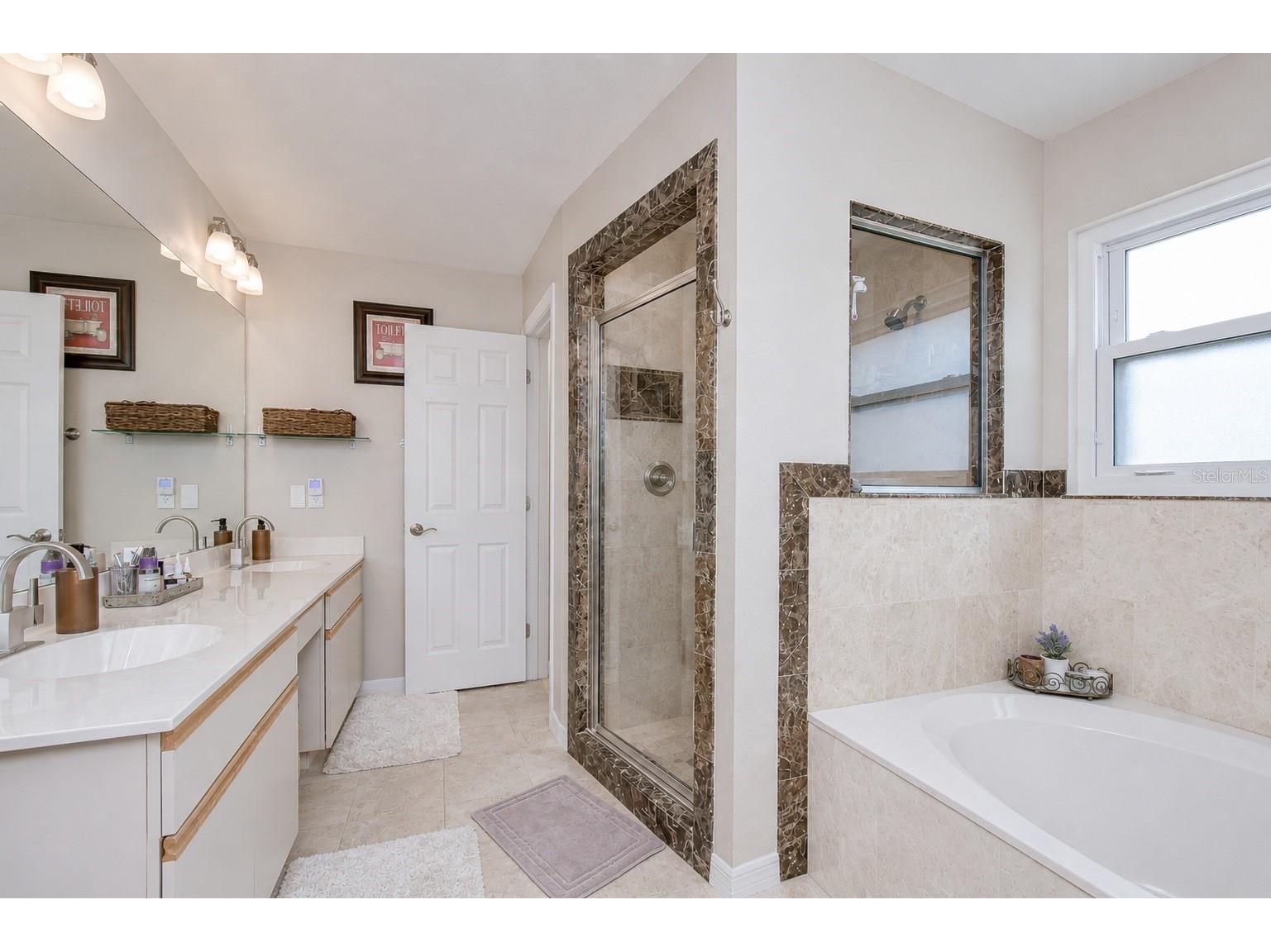 1227 Rainbrook Circle Valrico FL 33596 TB8511004 image23