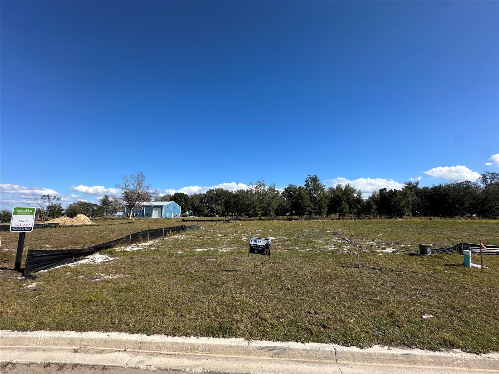 1227 Ridge Lake Way Oakland FL 34787 O6376717 image1