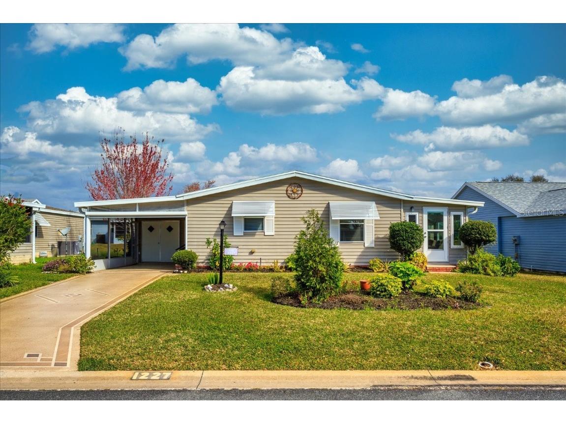 1227 Zapata Place Lady Lake FL 32159 U8232235 image1