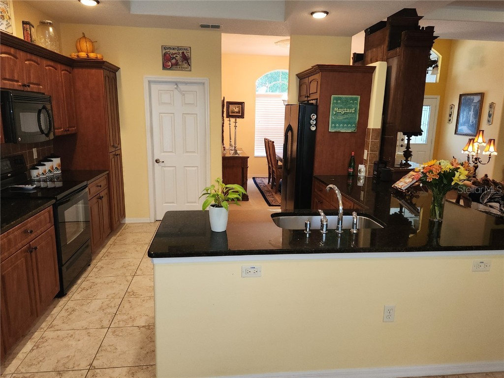 12270 Clarendon Court Spring Hill FL 34609 W7875380 image5