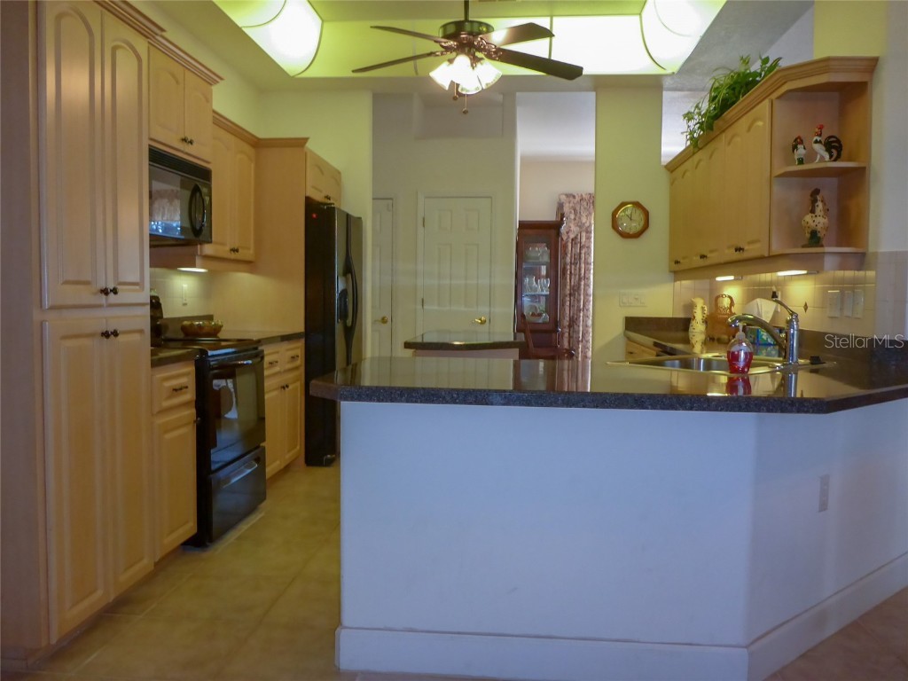 12271 Centralia Rd Weeki Wachee FL 34614 TB8388816 image5