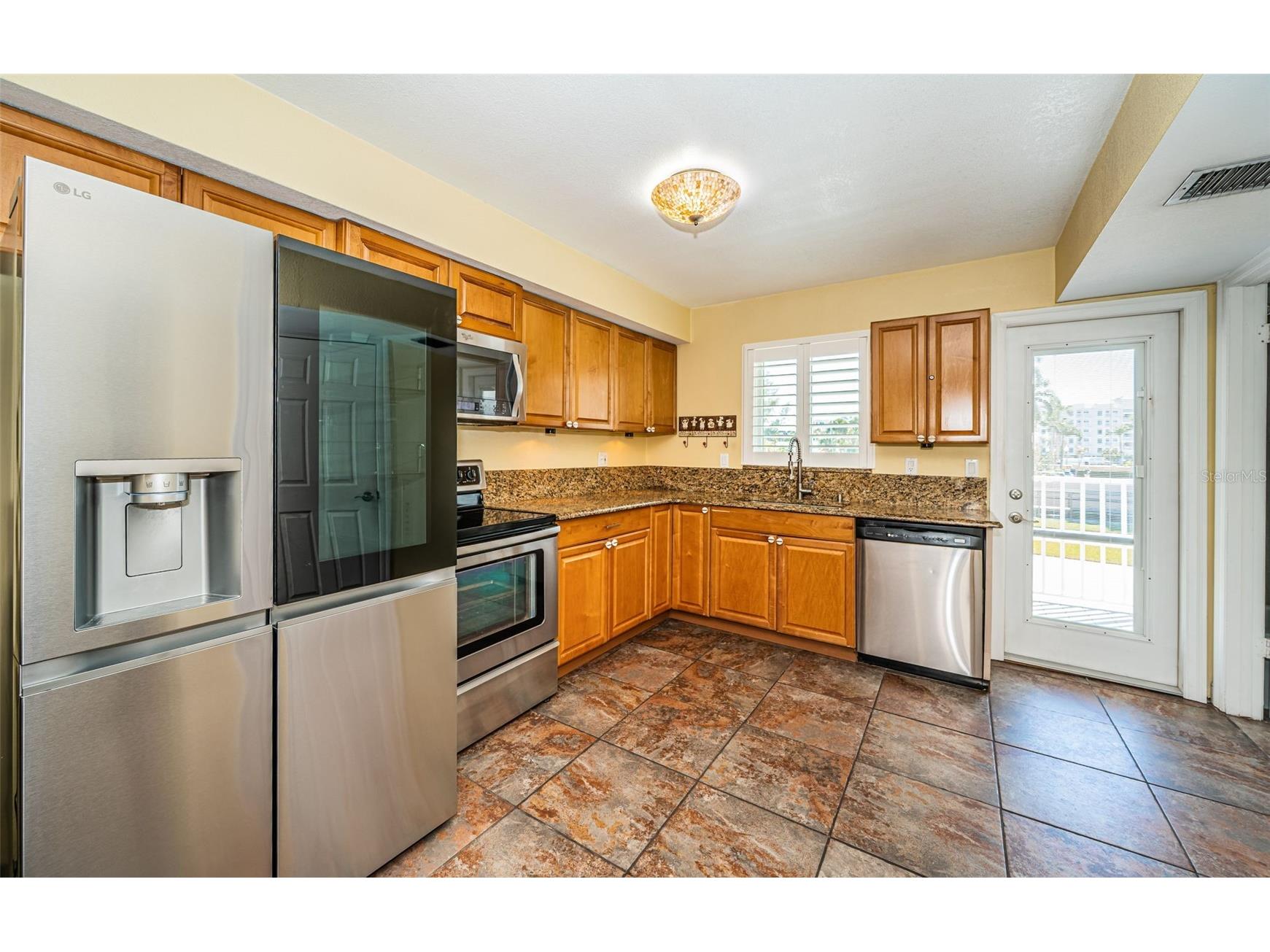 12274 1st Street W #8 Treasure Island FL 33706 - GULF TB8474216 image23