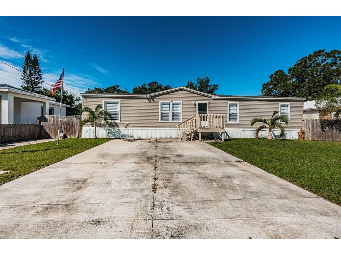 12275 Cross Street Largo FL 33773 W7859068 image1