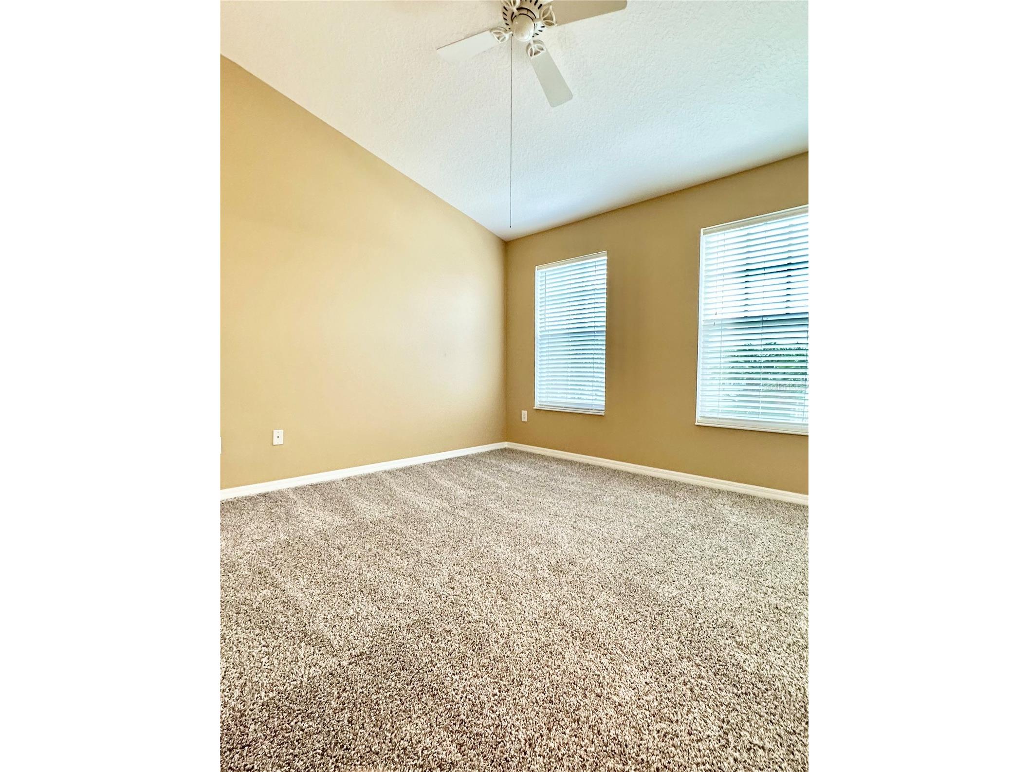 12276 Country White Circle Tampa FL 33635 TB8508303 image18
