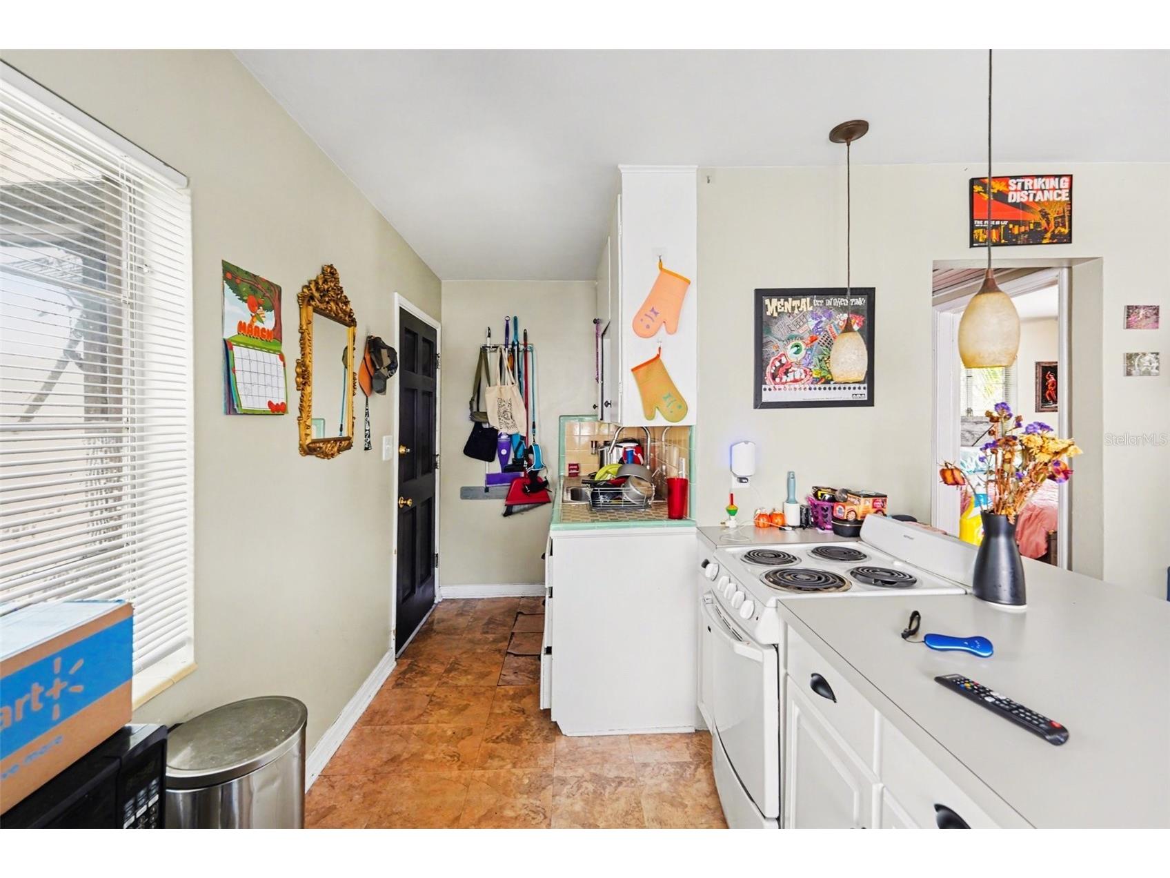 1228 15th Street N Saint Petersburg FL 33705 O6389356 image18