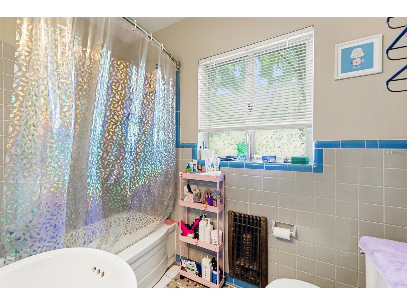 1228 15th Street N Saint Petersburg FL 33705 O6389356 image22