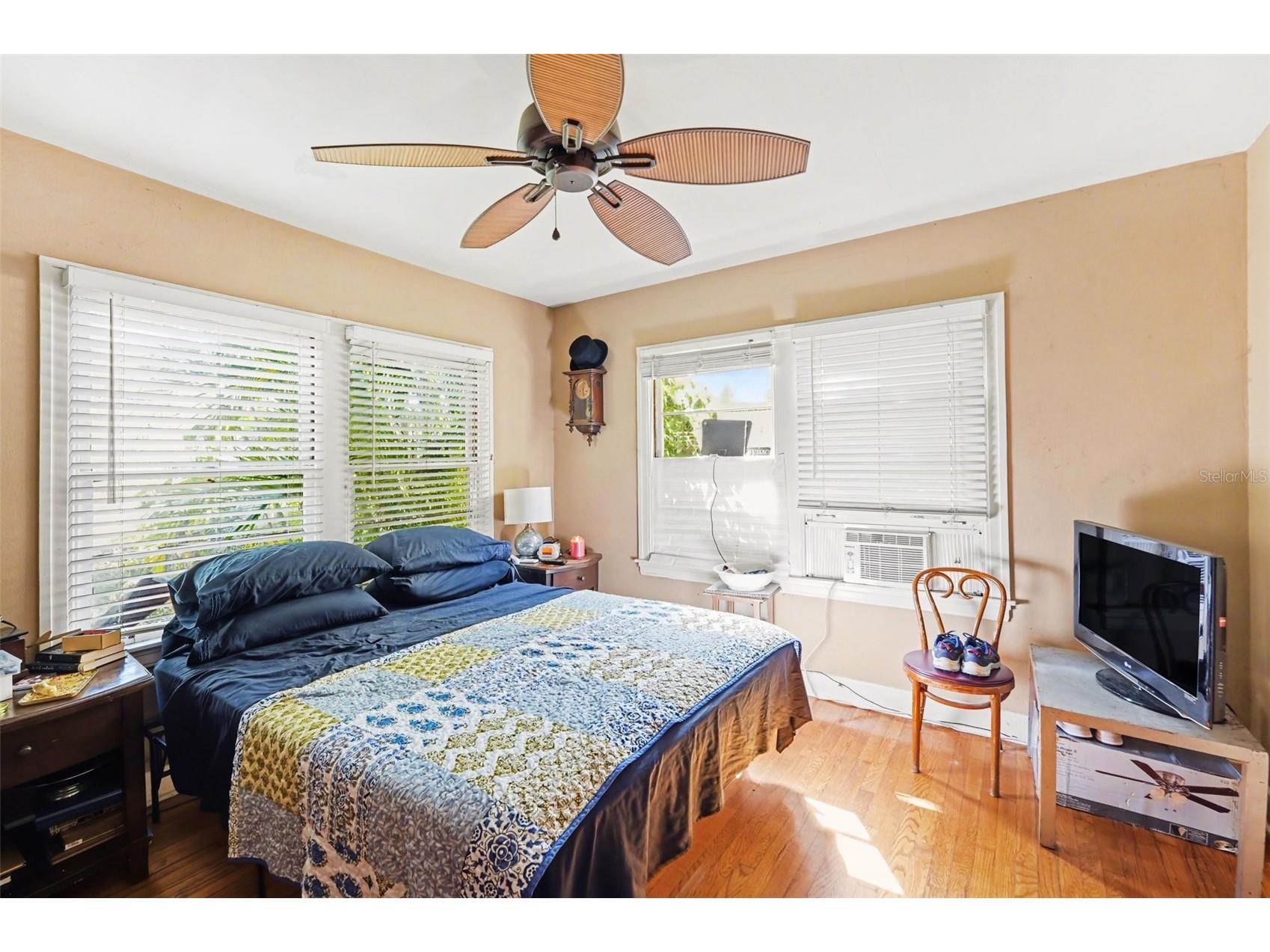 1228 15th Street N Saint Petersburg FL 33705 O6389356 image6