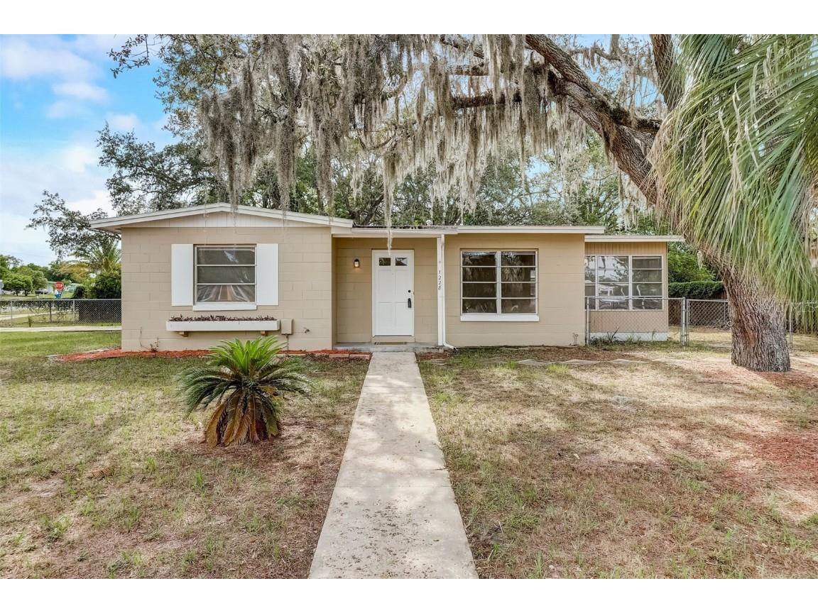 1228 Academy Avenue Spring Hill FL 34606 W7857819 image1