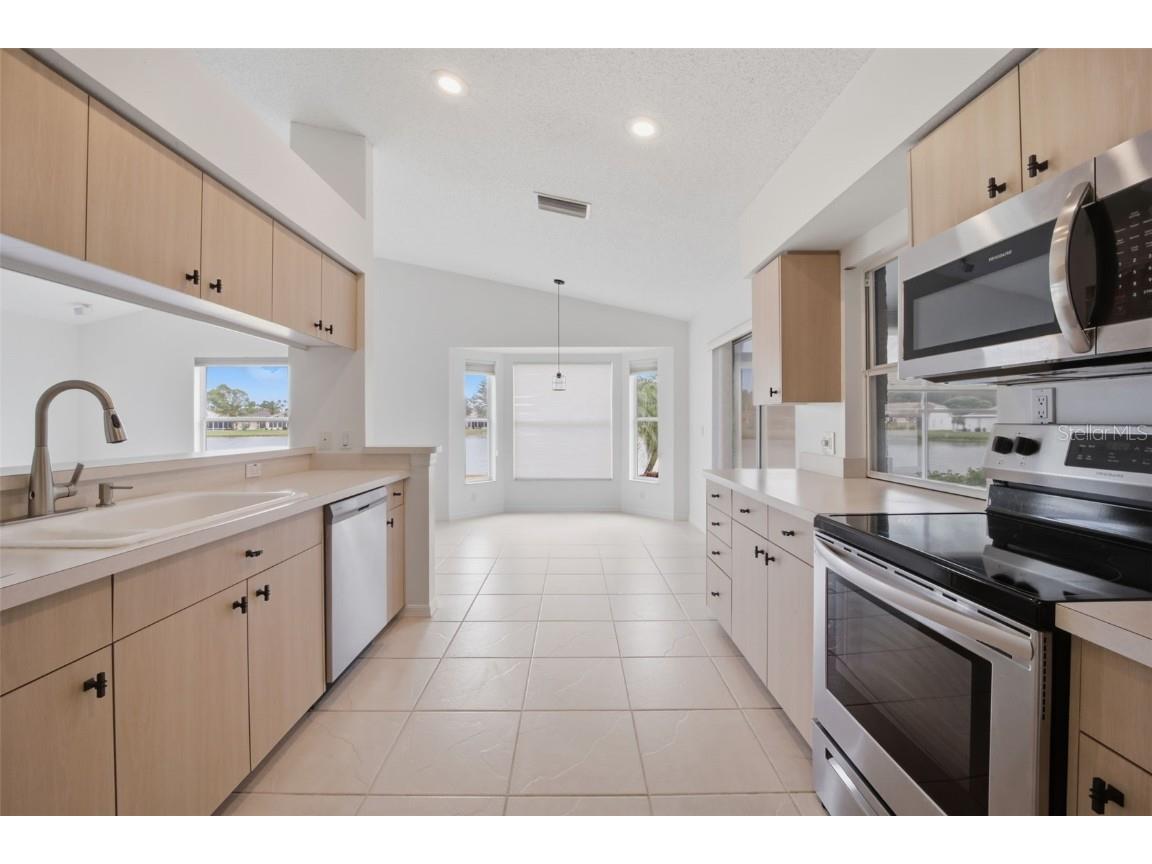 1228 Ashbourne Circle Trinity FL 34655 W7877607 image11