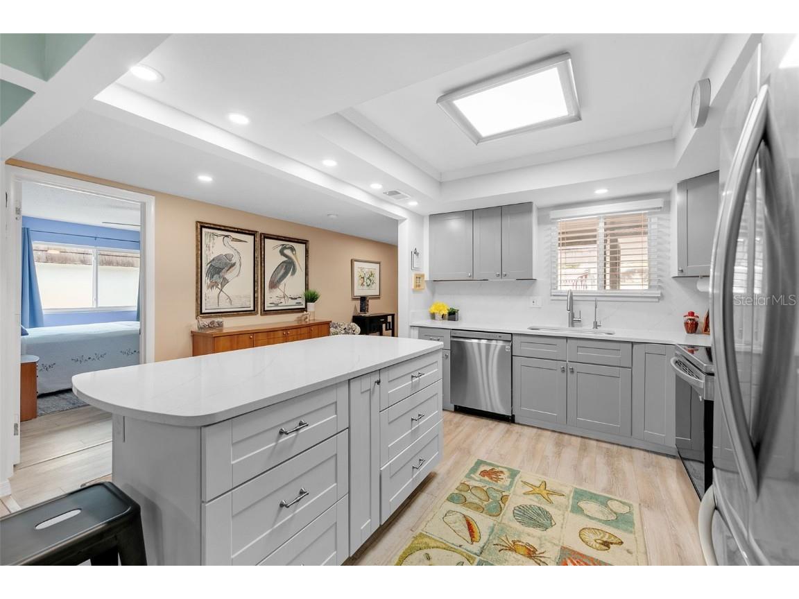 1228 Belleflower Street #117 Sarasota FL 34232 A4582292 image1