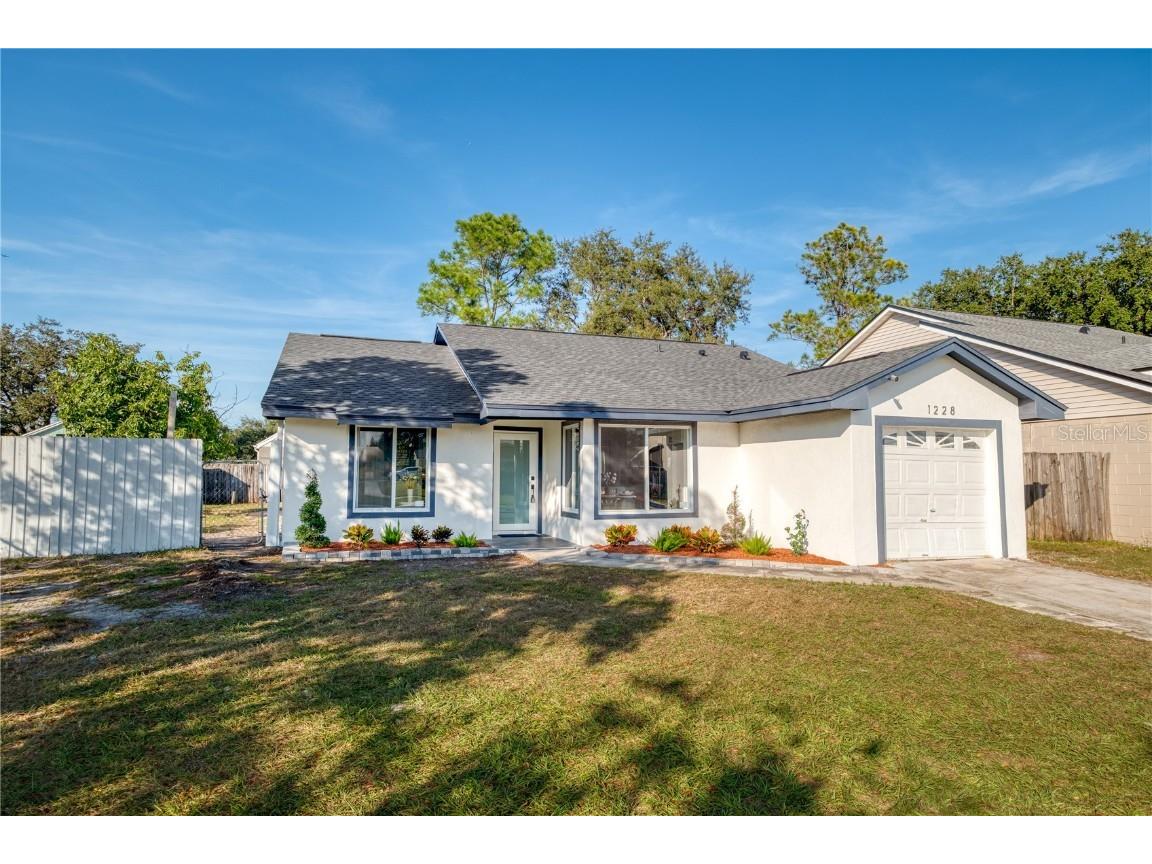 1228 Holly Springs Circle Orlando FL 32825 O6359198 image1