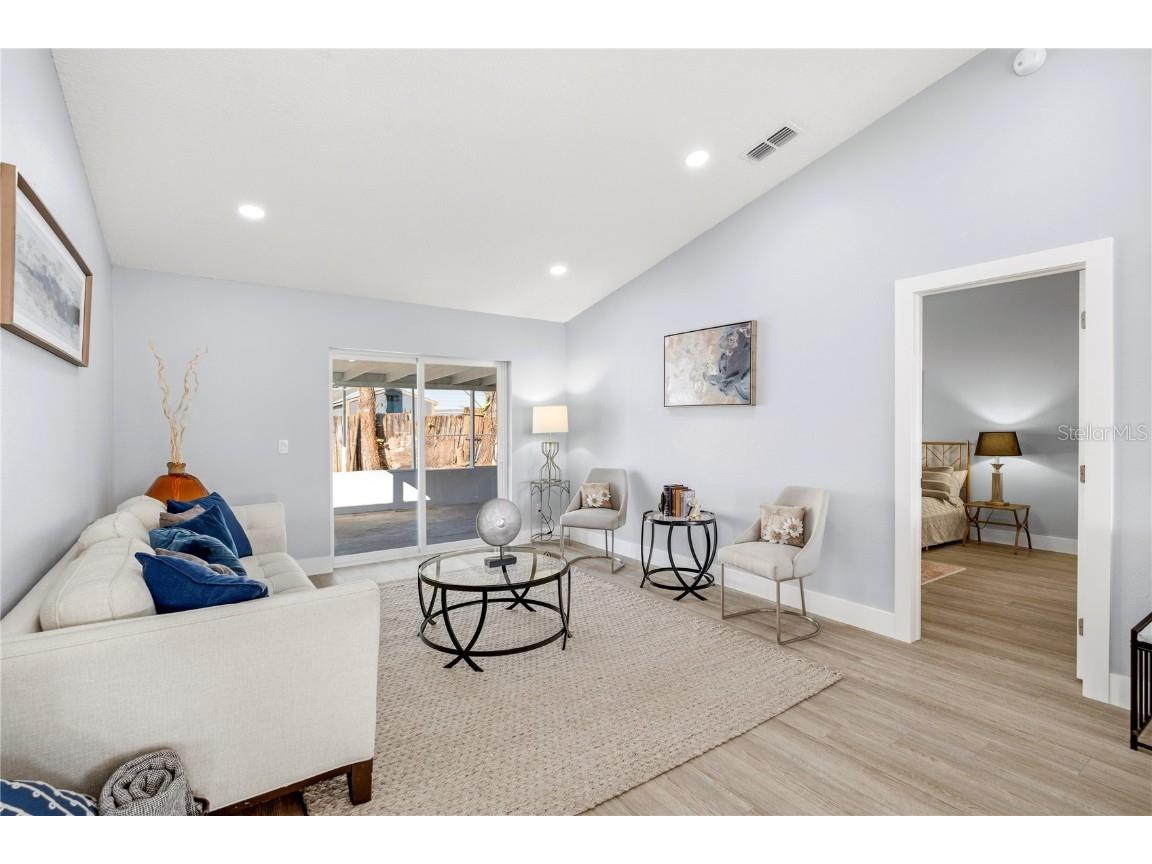 1228 Holly Springs Circle Orlando FL 32825 O6359198 image13