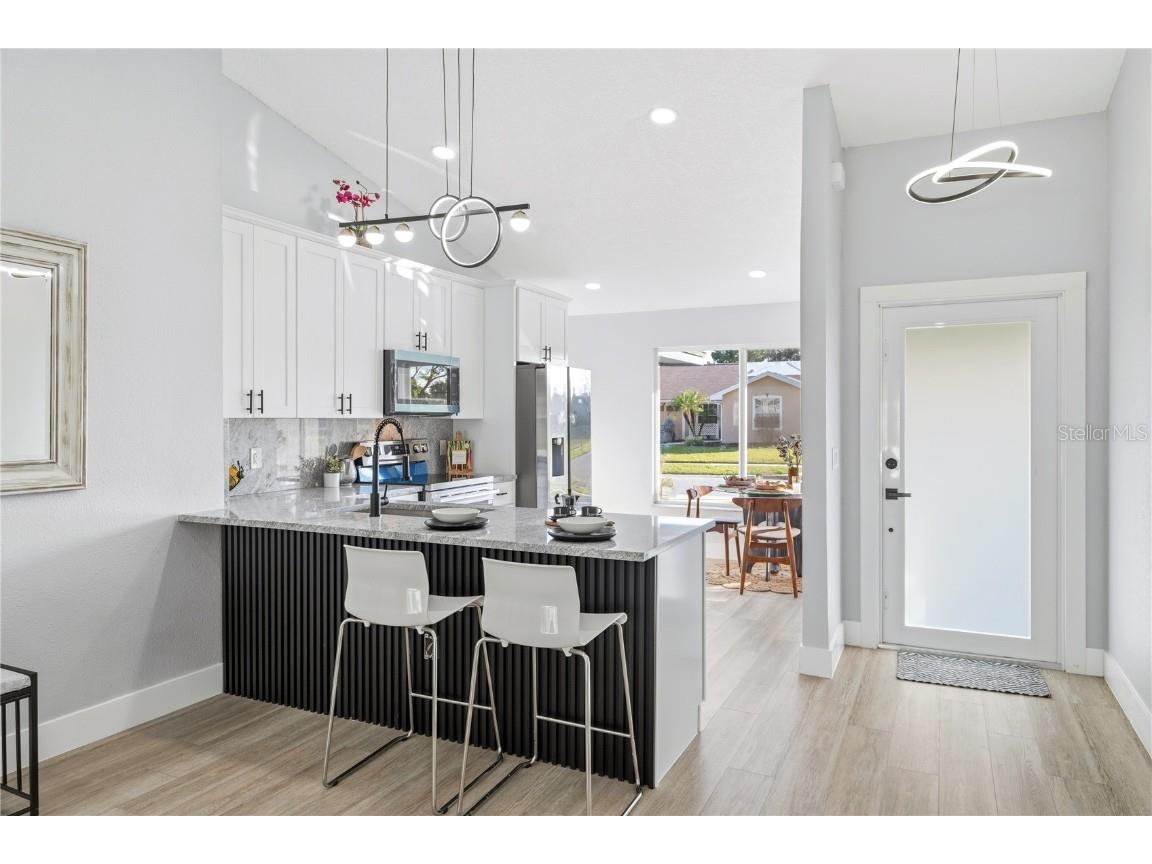 1228 Holly Springs Circle Orlando FL 32825 O6359198 image9