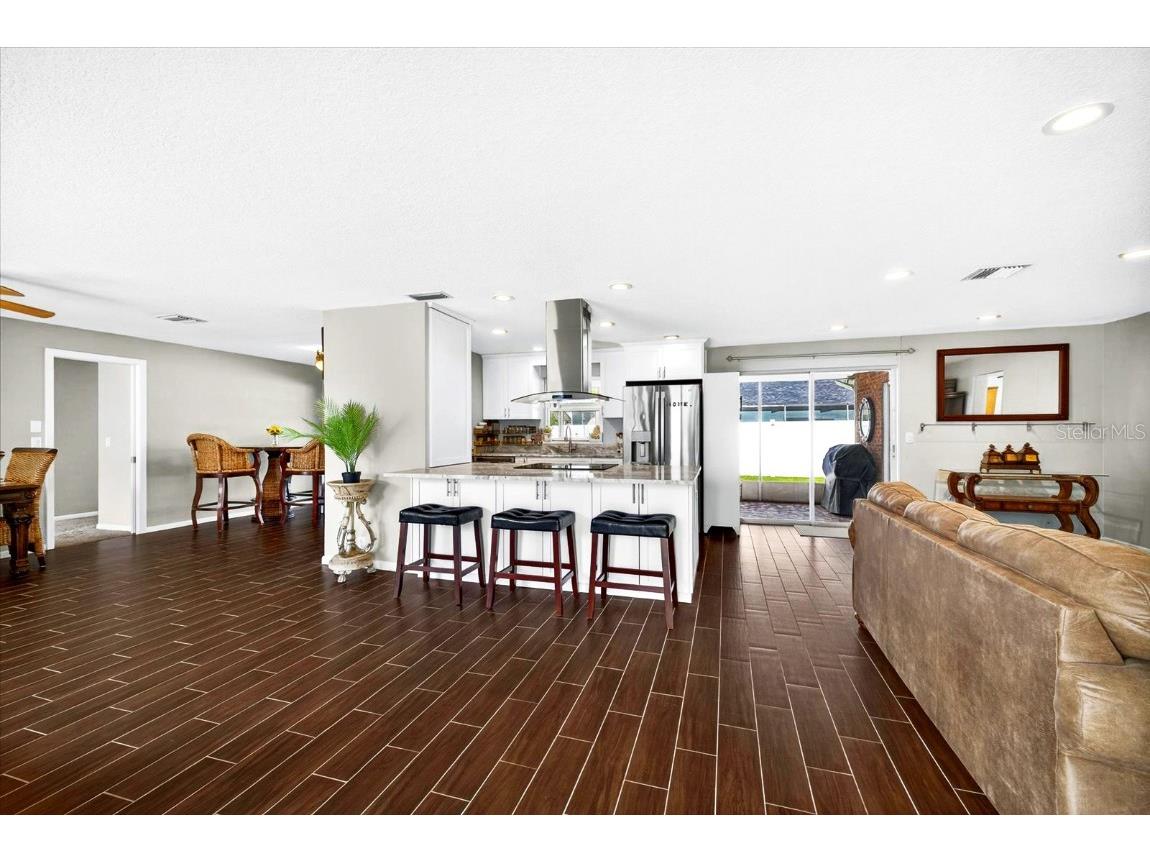 1228 Inverness Drive Dunedin FL 34698 TB8411917 image3