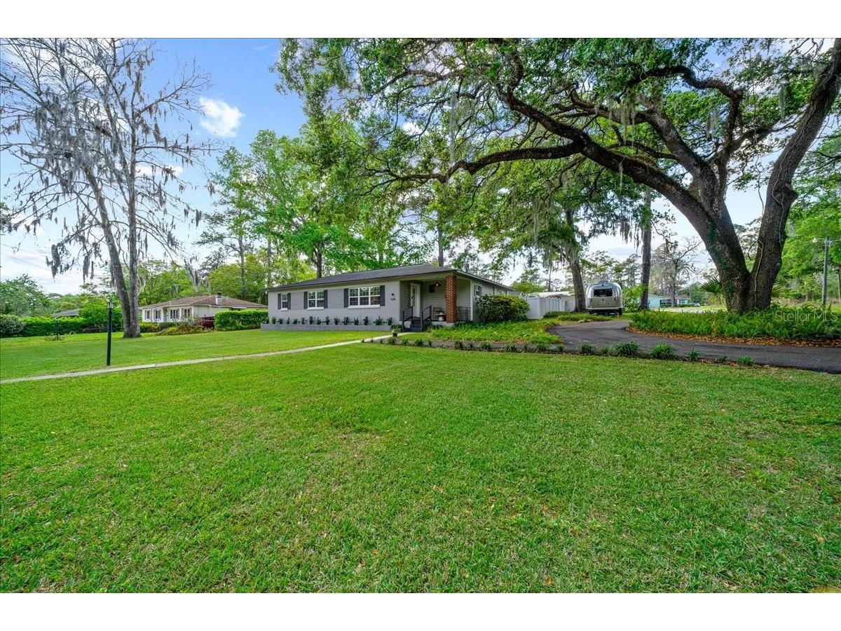 1228 NE 17th Terrace Ocala FL 34470 OM718863 image10