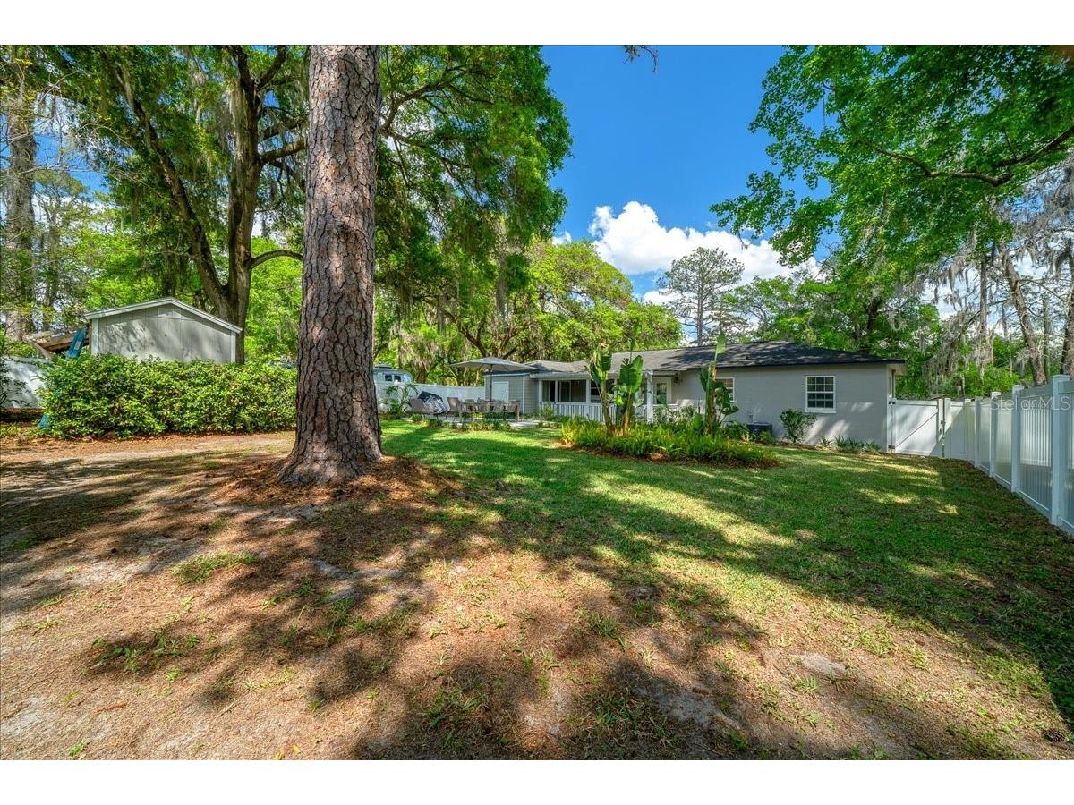 1228 NE 17th Terrace Ocala FL 34470 OM718863 image20