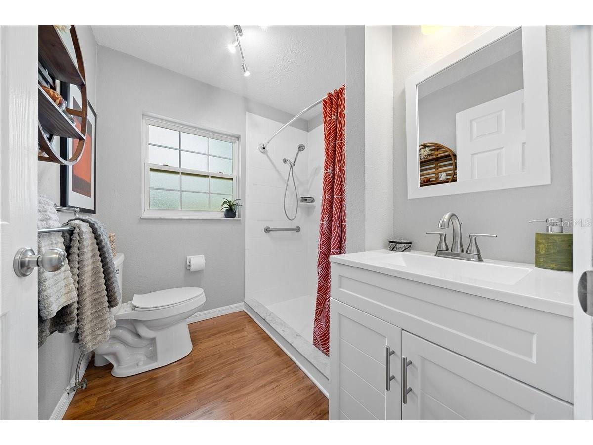 1228 NE 17th Terrace Ocala FL 34470 OM718863 image55