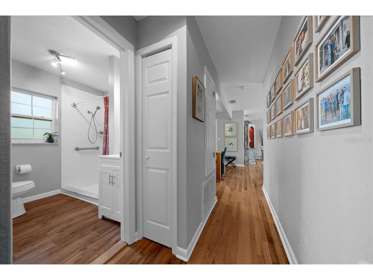 1228 NE 17th Terrace Ocala FL 34470 OM718863 image64