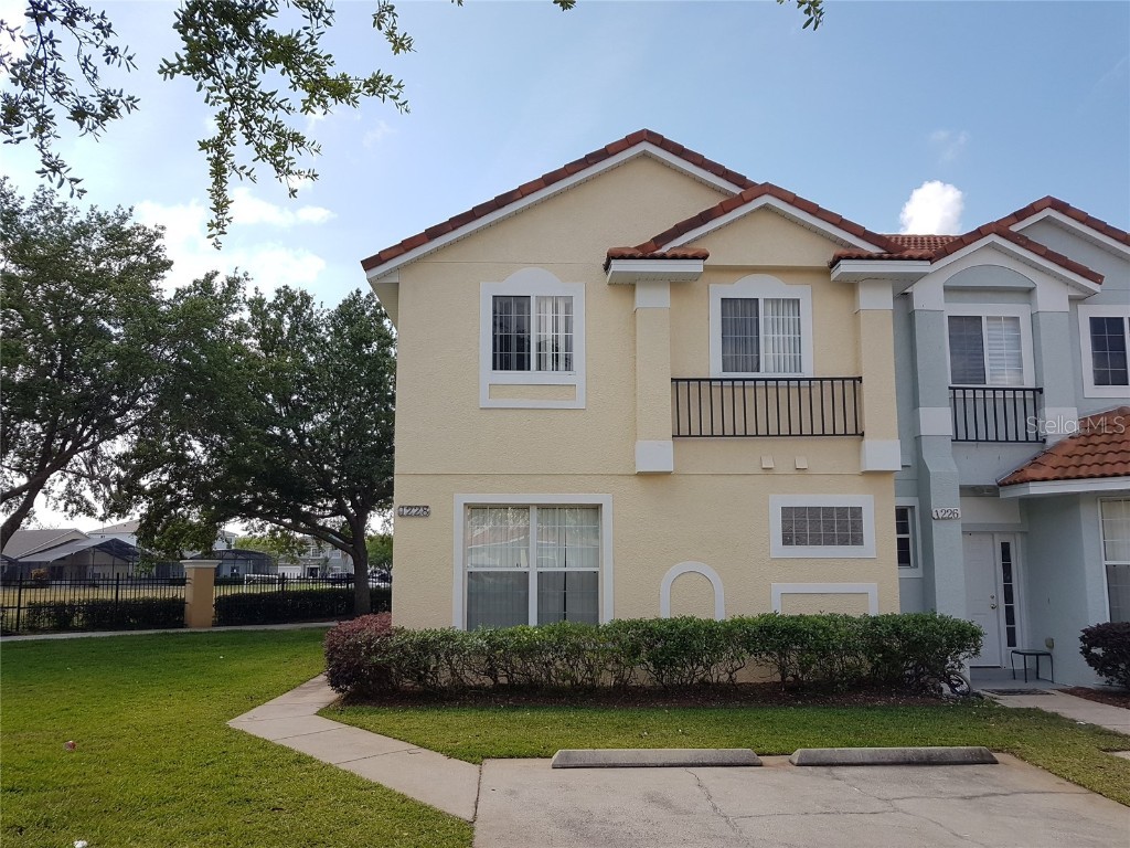 1228 S Beach Circle Kissimmee FL 34746 O6102968 image1