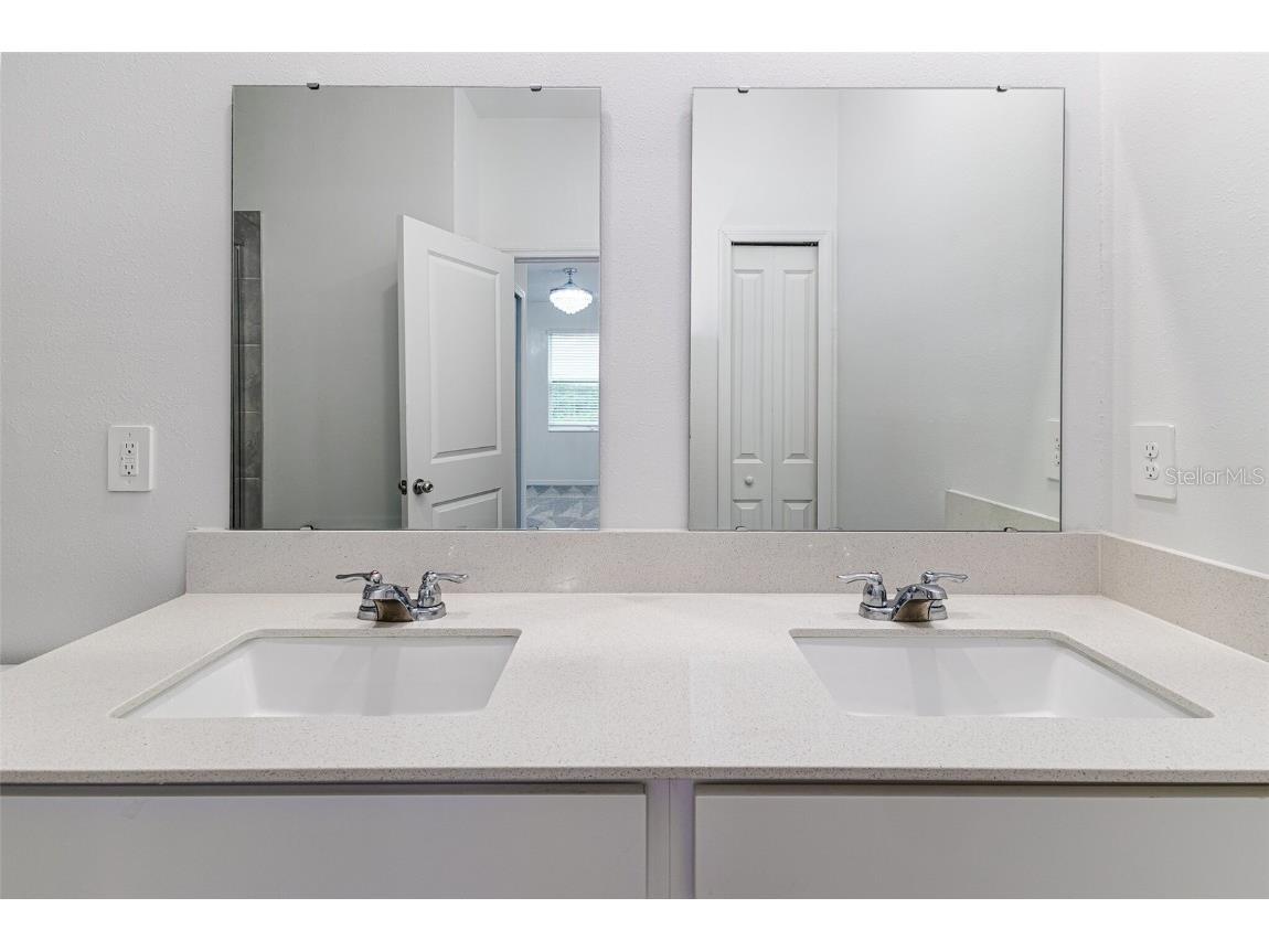 1228 Tyler Loop Winter Haven FL 33884 L4957390 image14