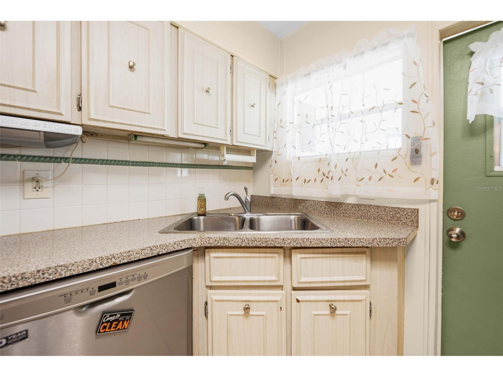 12280 Fairway Avenue Brooksville FL 34613 W7885095 image13