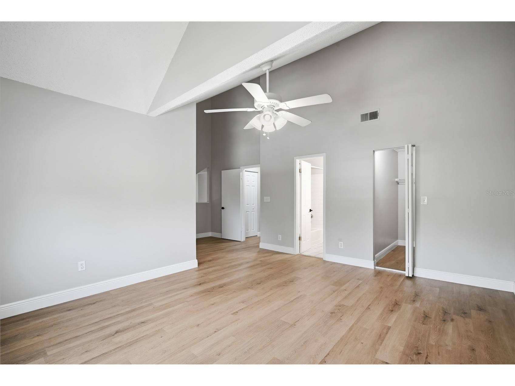 12287 Armenia Gables Circle Tampa FL 33612 TB8506886 image16