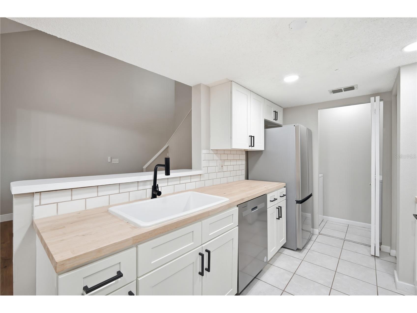 12287 Armenia Gables Circle Tampa FL 33612 TB8506886 image8