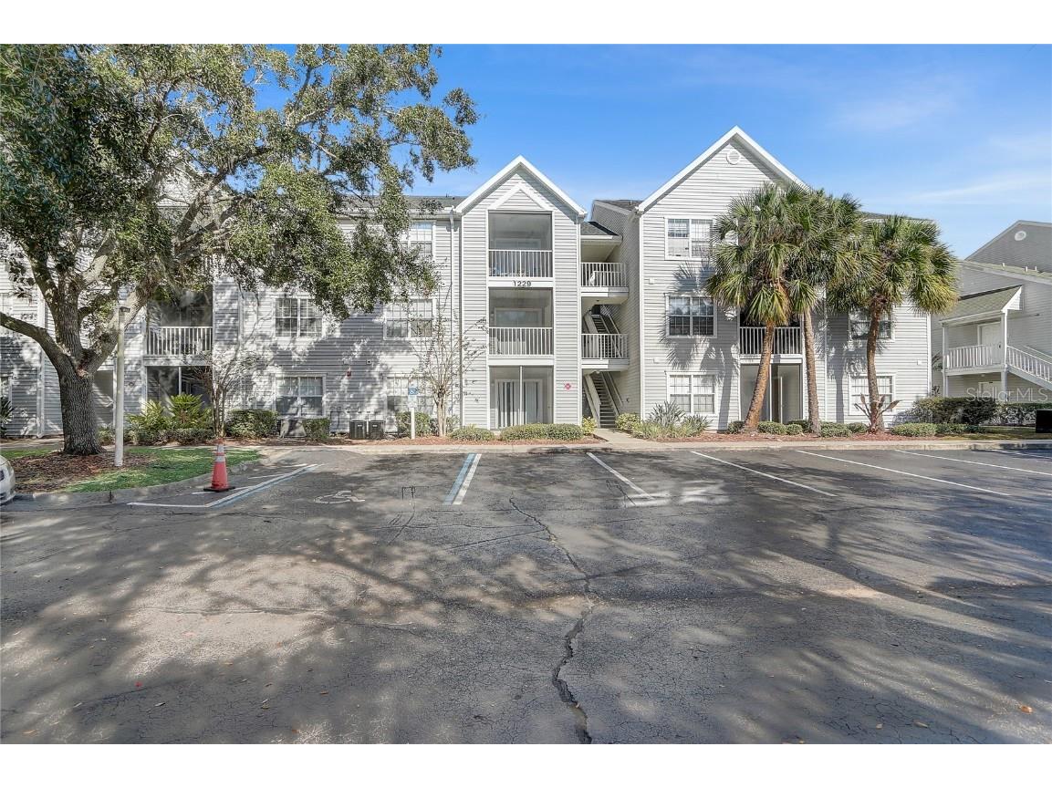 1229 Bermuda Lakes Lane #202 Kissimmee FL 34741 O6365726 image3