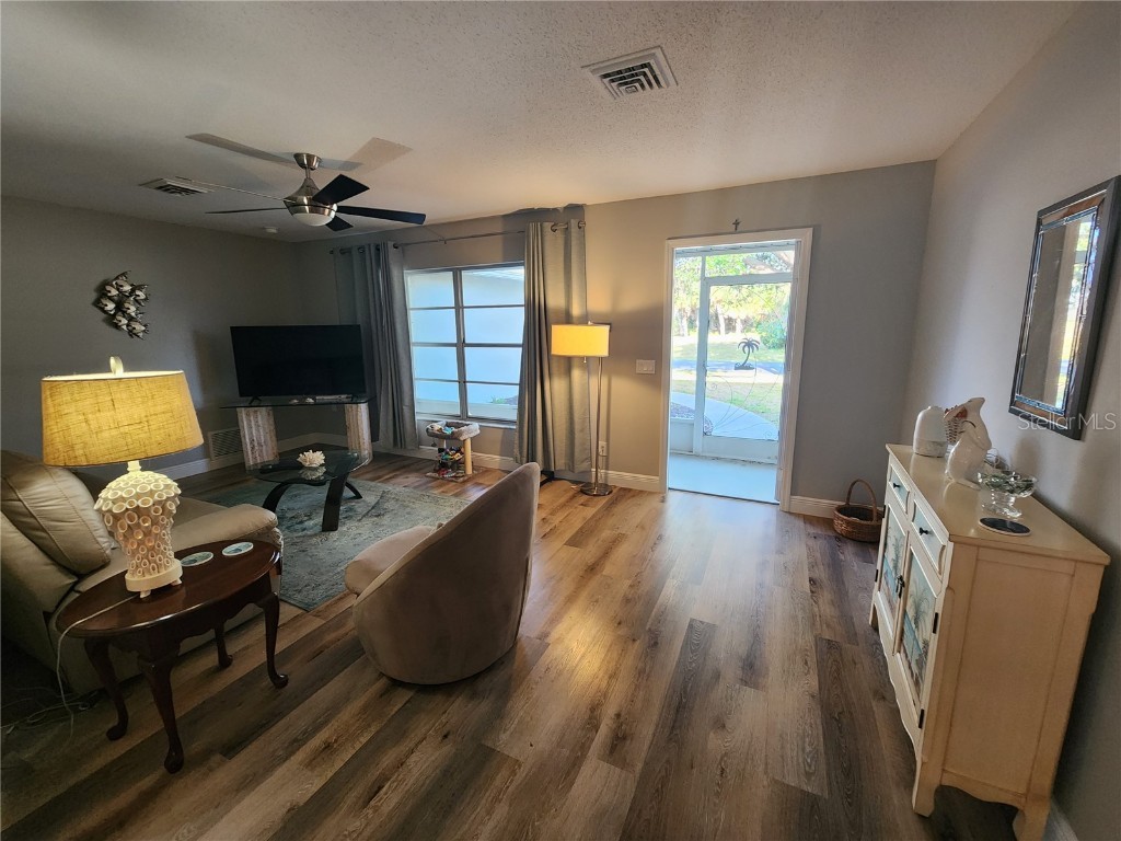 1229 Coral Lane Englewood FL 34224 A4658814 image9