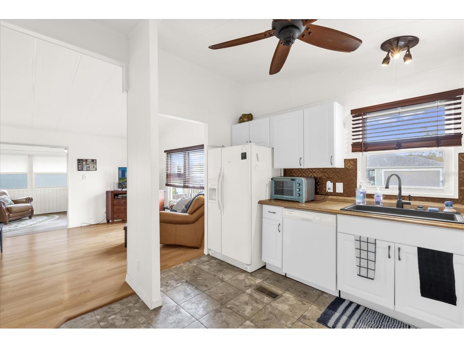 1229 Dustin Drive The Villages FL 32159 G5109153 image8