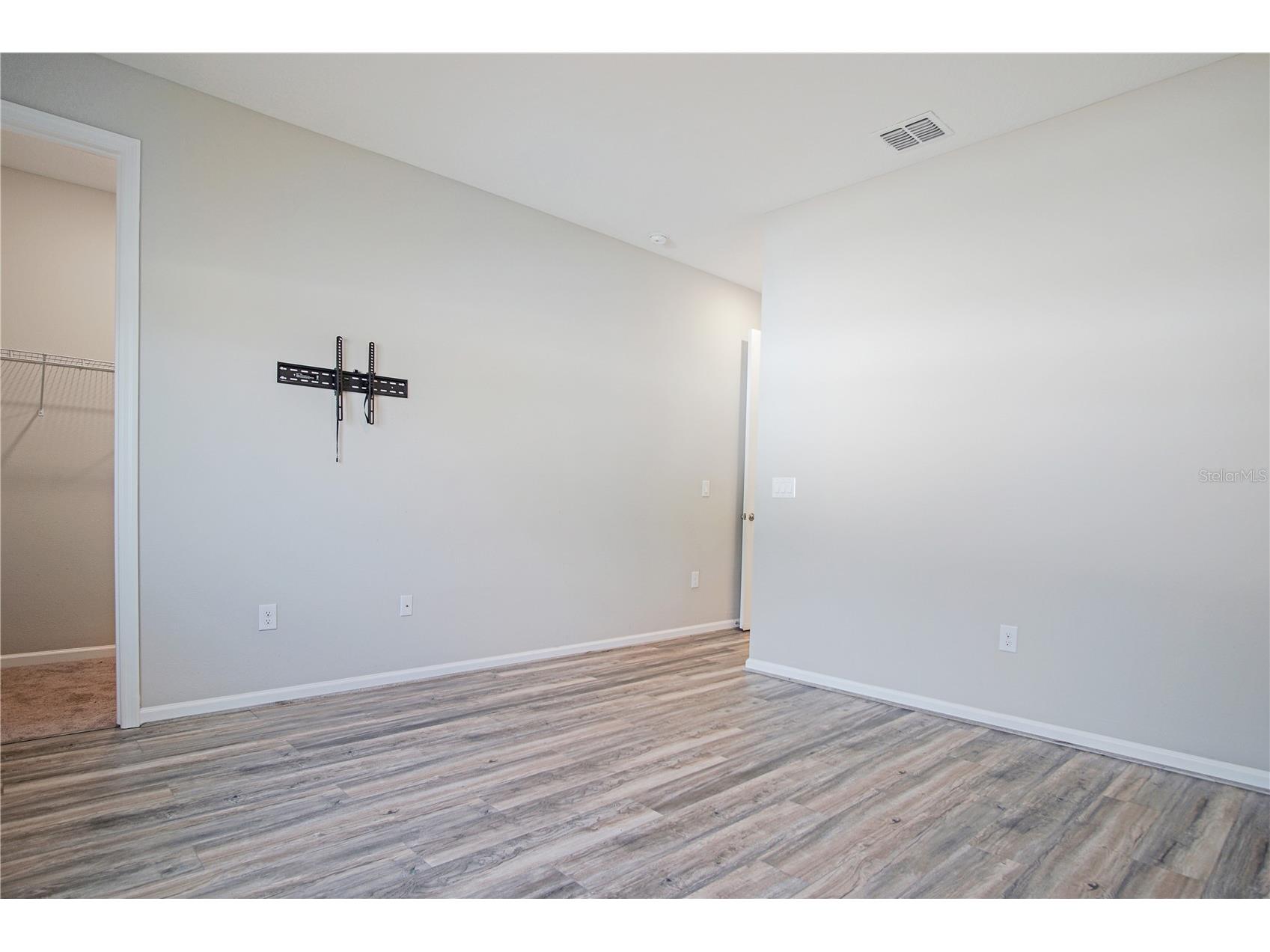 1229 Forest Gate Circle Haines City FL 33844 P4938900 image13