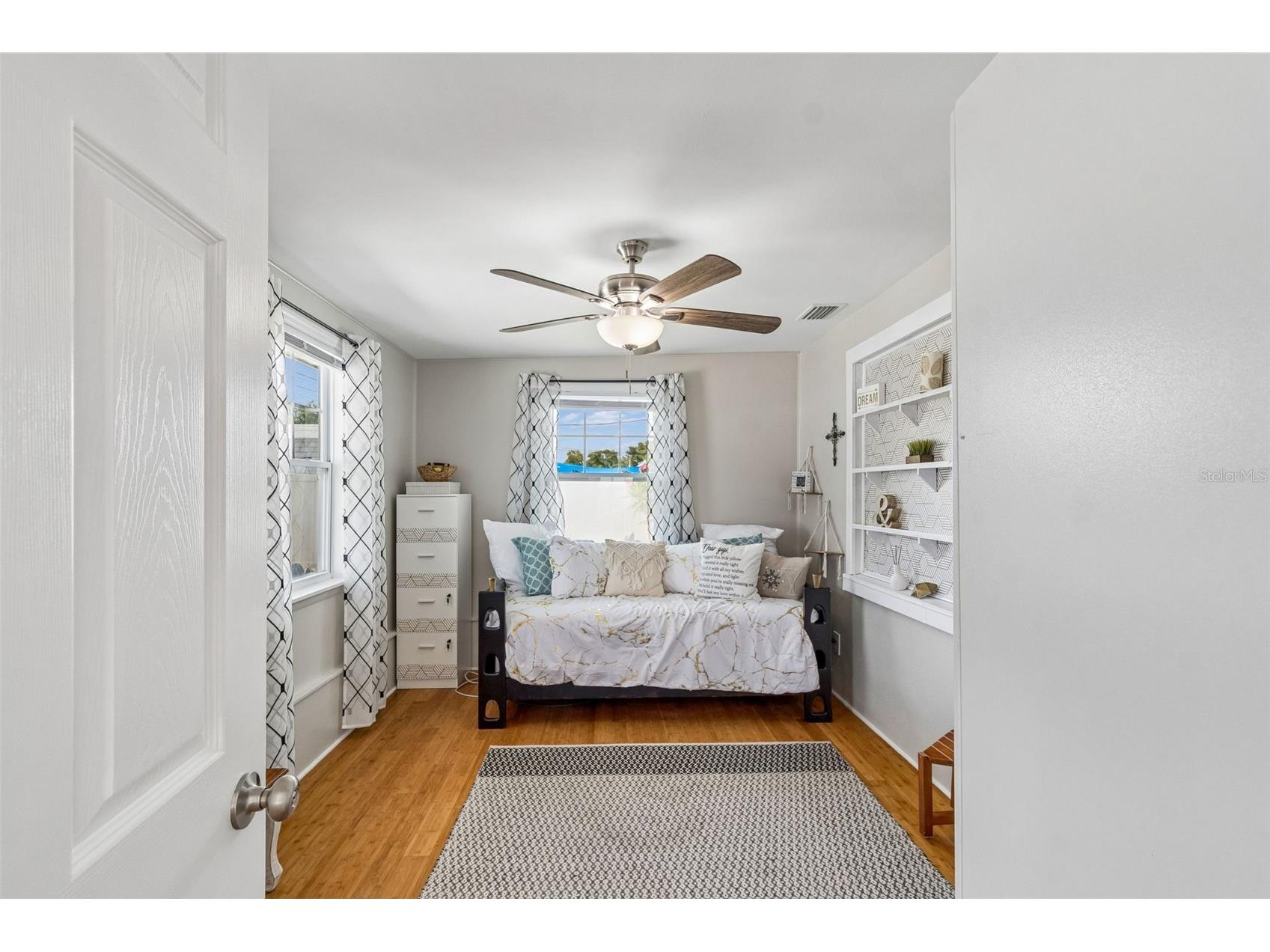 1229 Grenada Avenue Clearwater FL 33764 TB8526572 image13