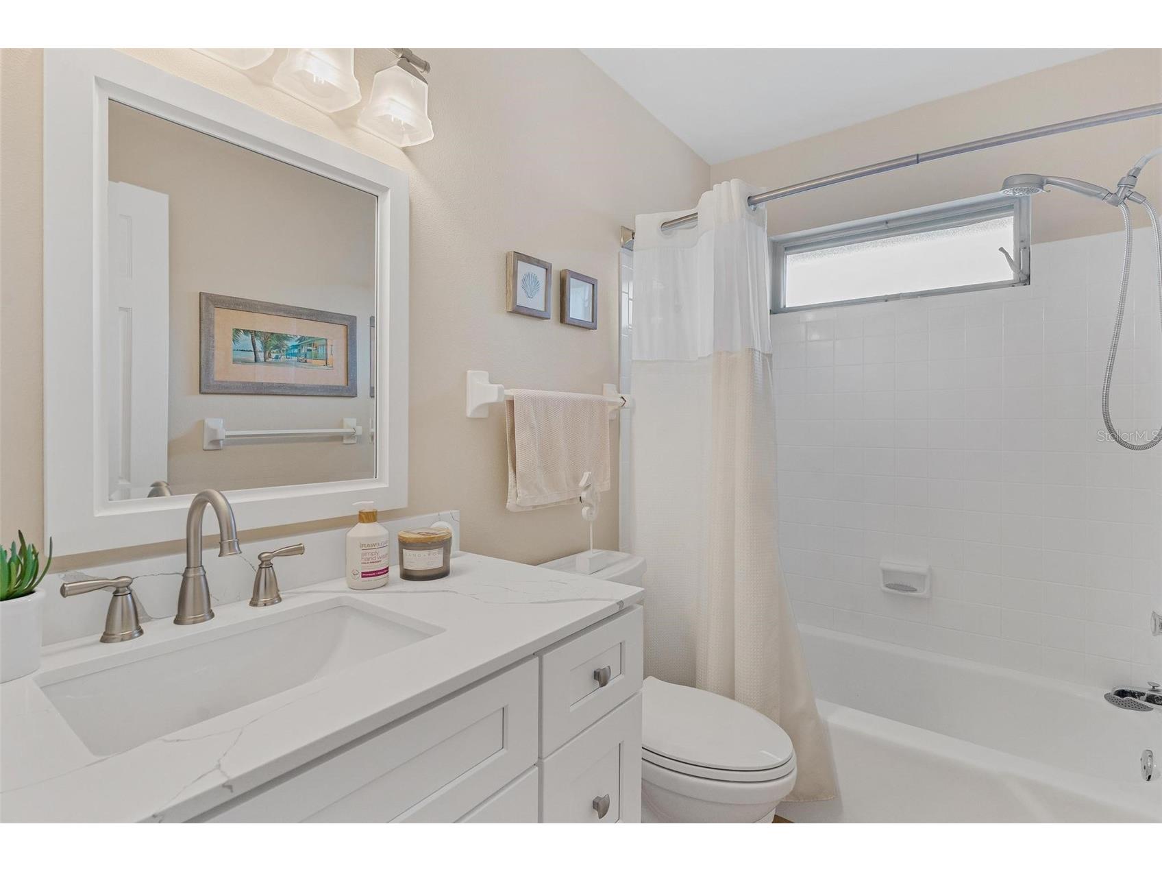 1229 Moonmist Circle #P6 Sarasota FL 34242 G5112987 image22