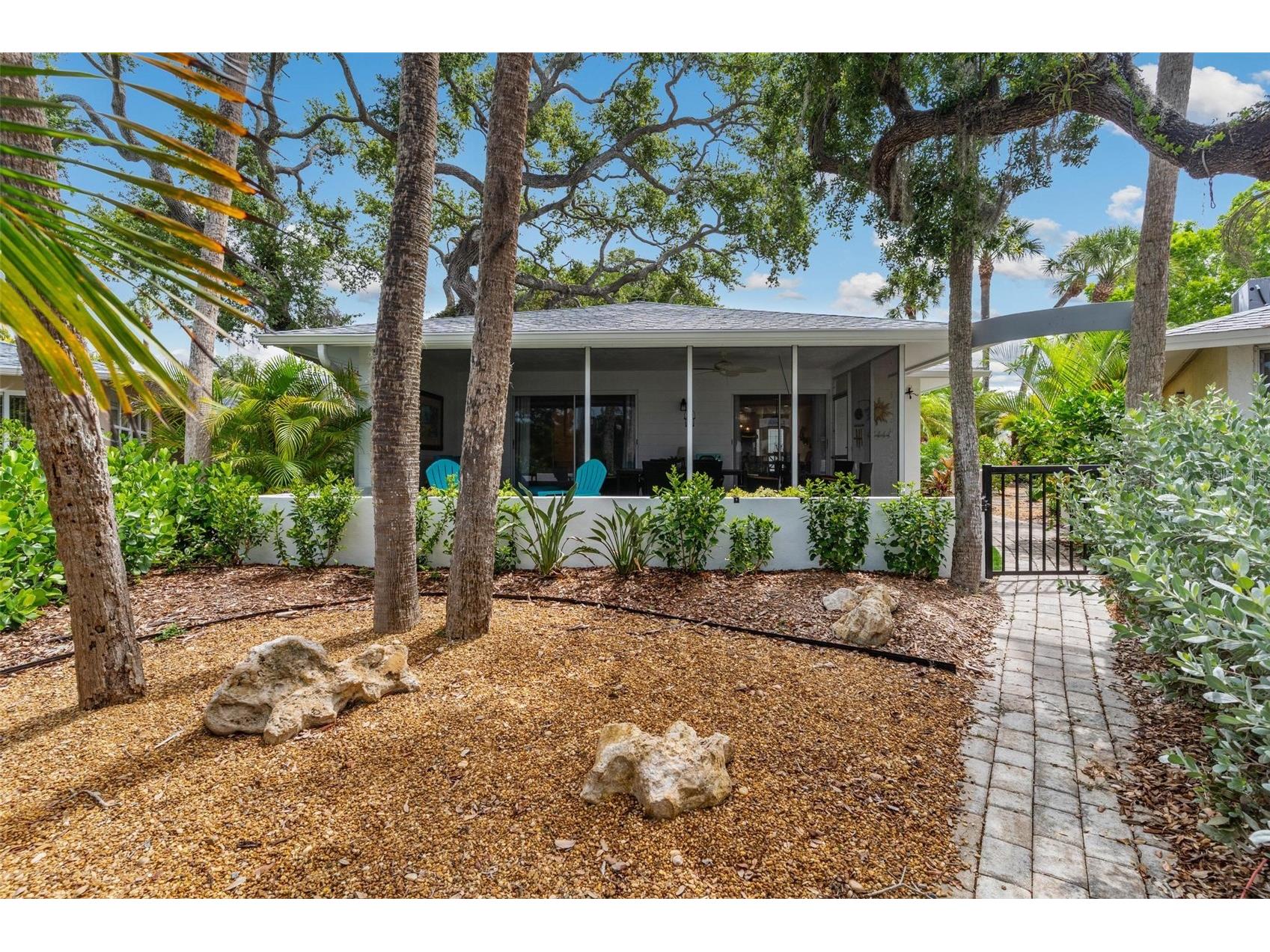 1229 Moonmist Circle #P6 Sarasota FL 34242 G5112987 image28