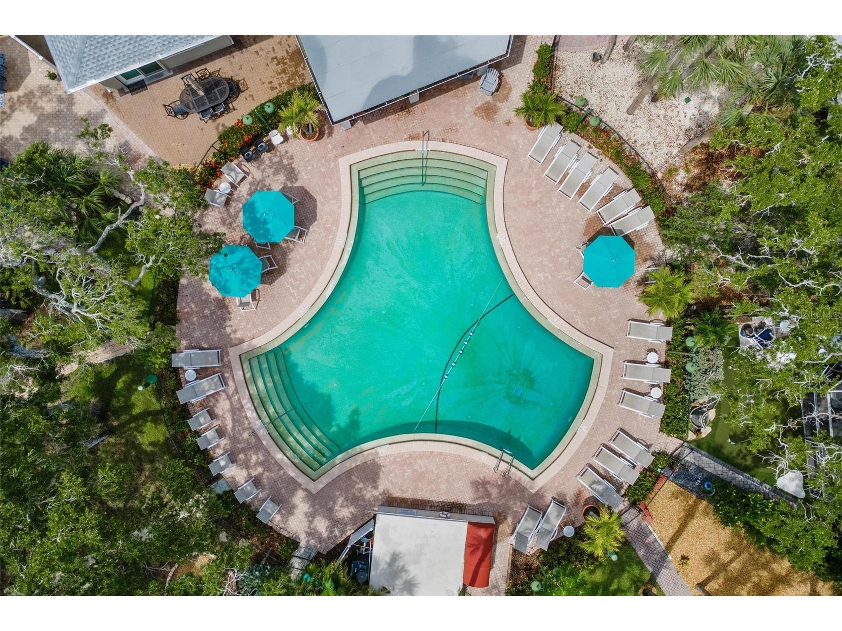 1229 Moonmist Circle #P6 Sarasota FL 34242 G5112987 image38