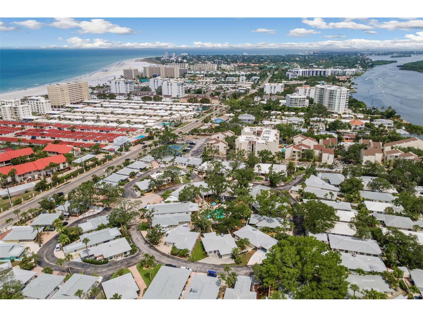 1229 Moonmist Circle #P6 Sarasota FL 34242 G5112987 image47