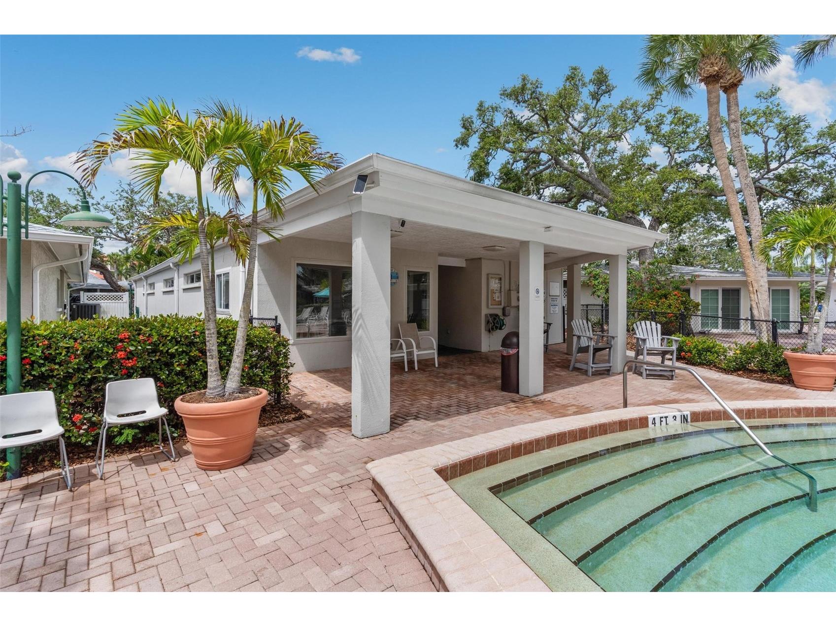 1229 Moonmist Circle #P6 Sarasota FL 34242 G5112987 image48