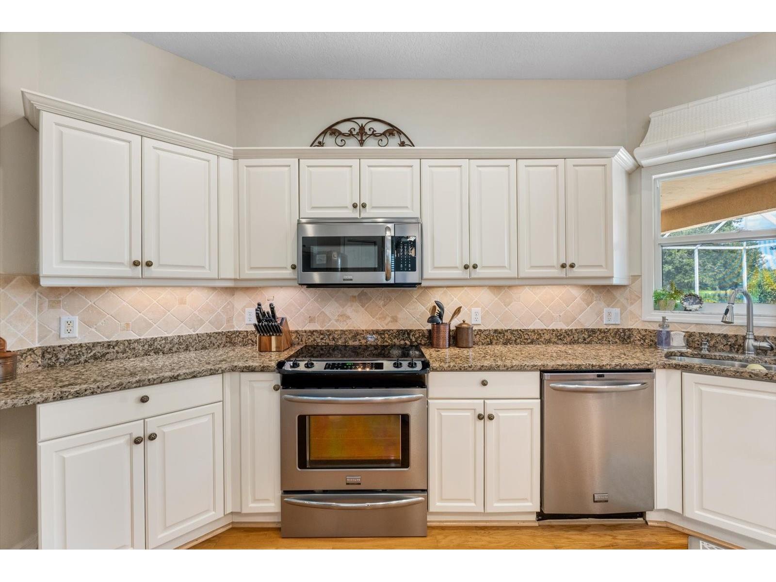 1229 Palm View Road Sarasota FL 34240 A4661728 image35