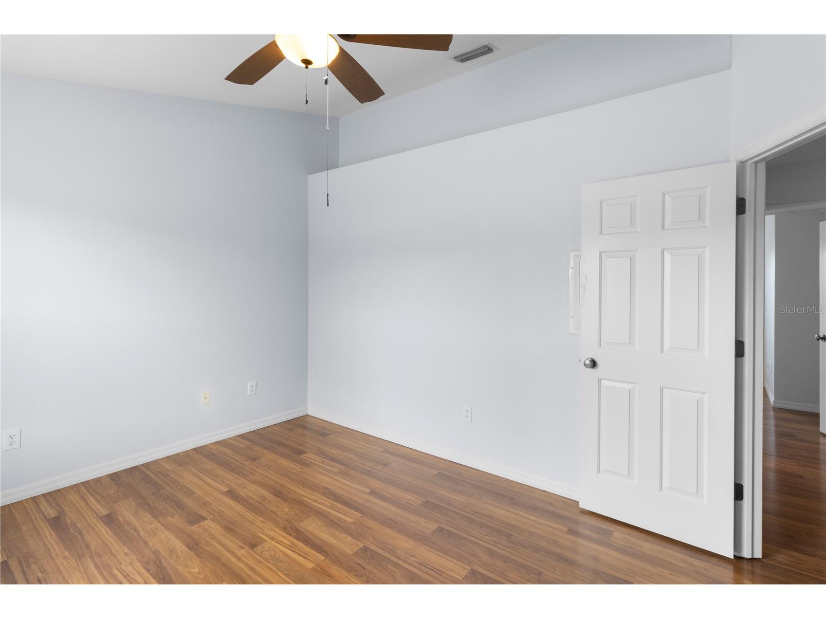 12294 Country White Circle Tampa FL 33635 TB8510464 image17