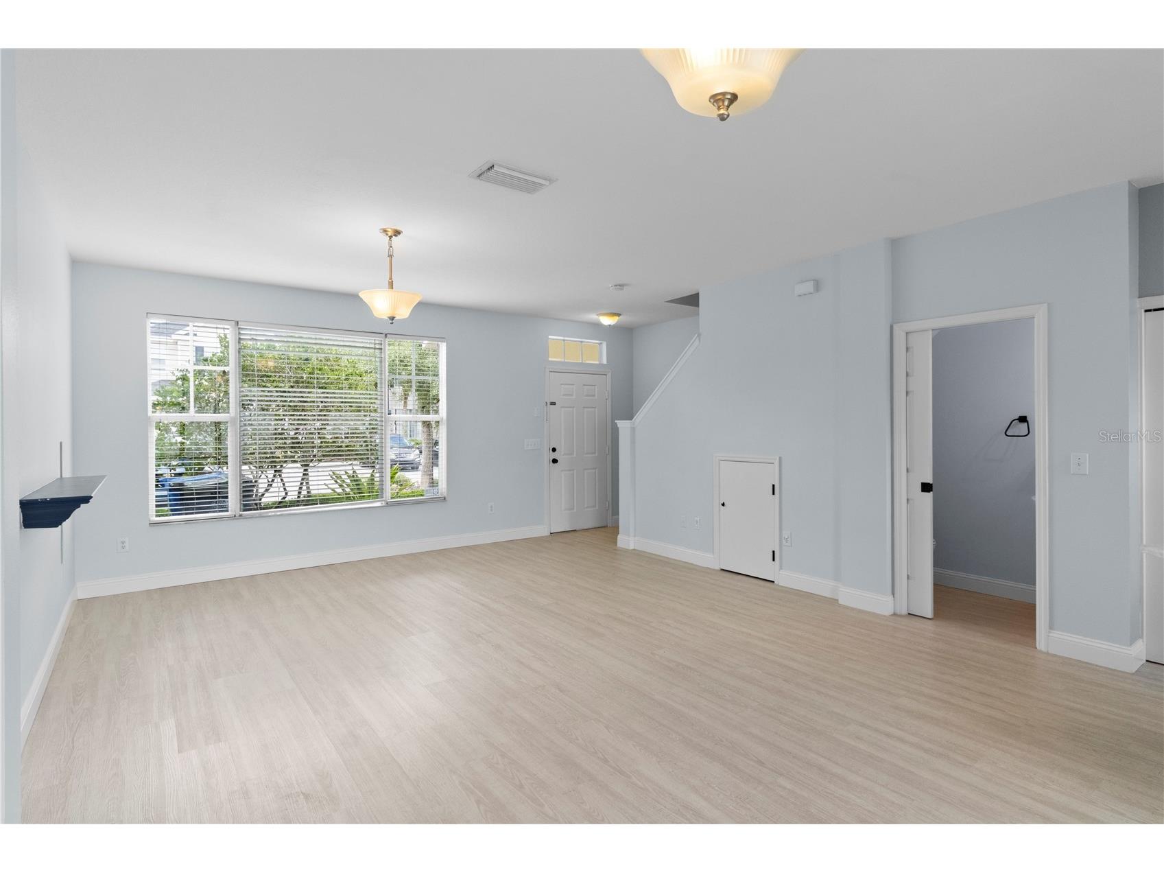 12294 Country White Circle Tampa FL 33635 TB8510464 image4