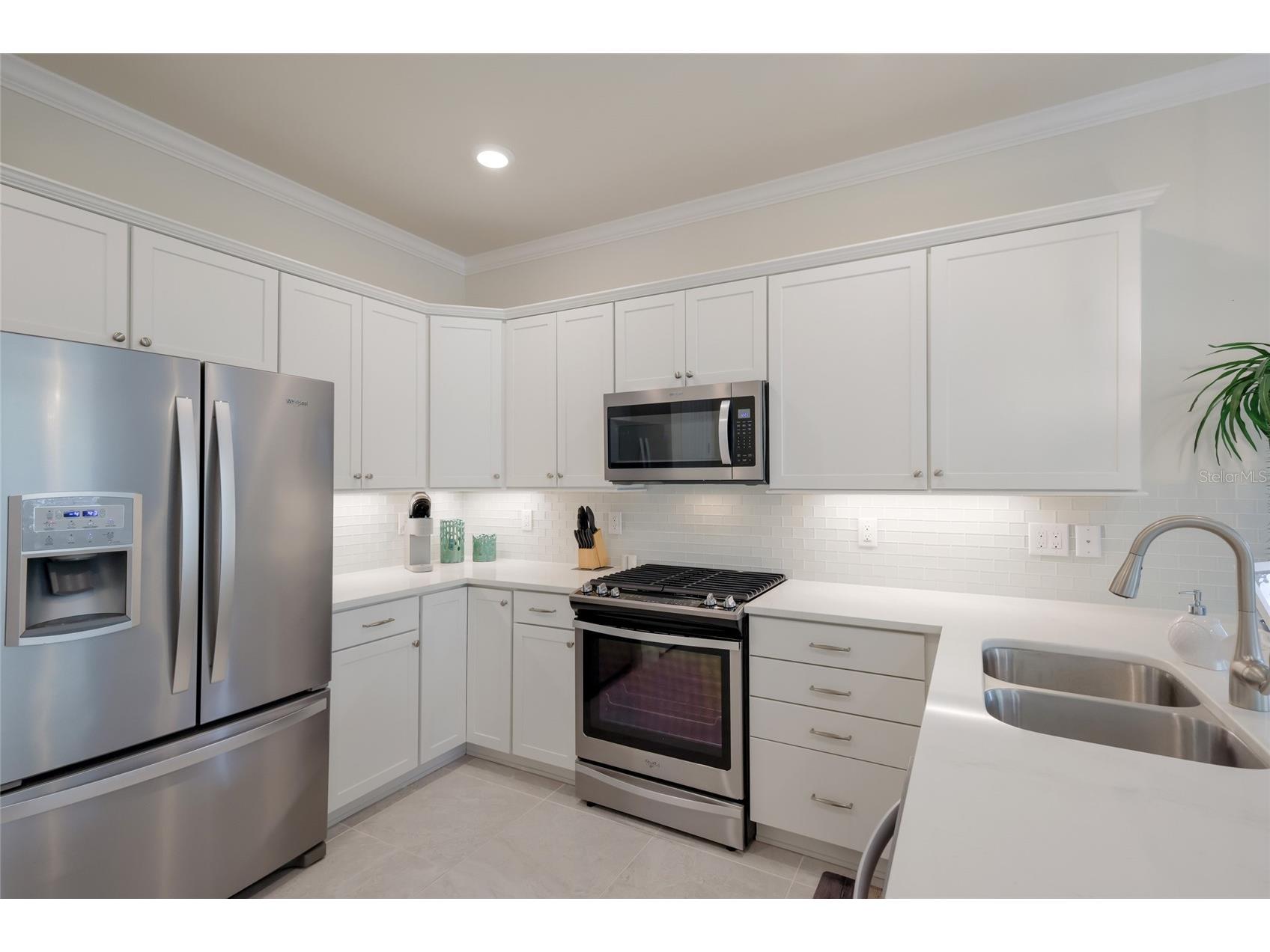 12294 Myrtle Bay Court Sarasota FL 34238 A4688015 image9