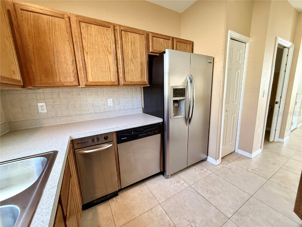 12298 Country White Circle Tampa FL 33635 TB8445982 image11