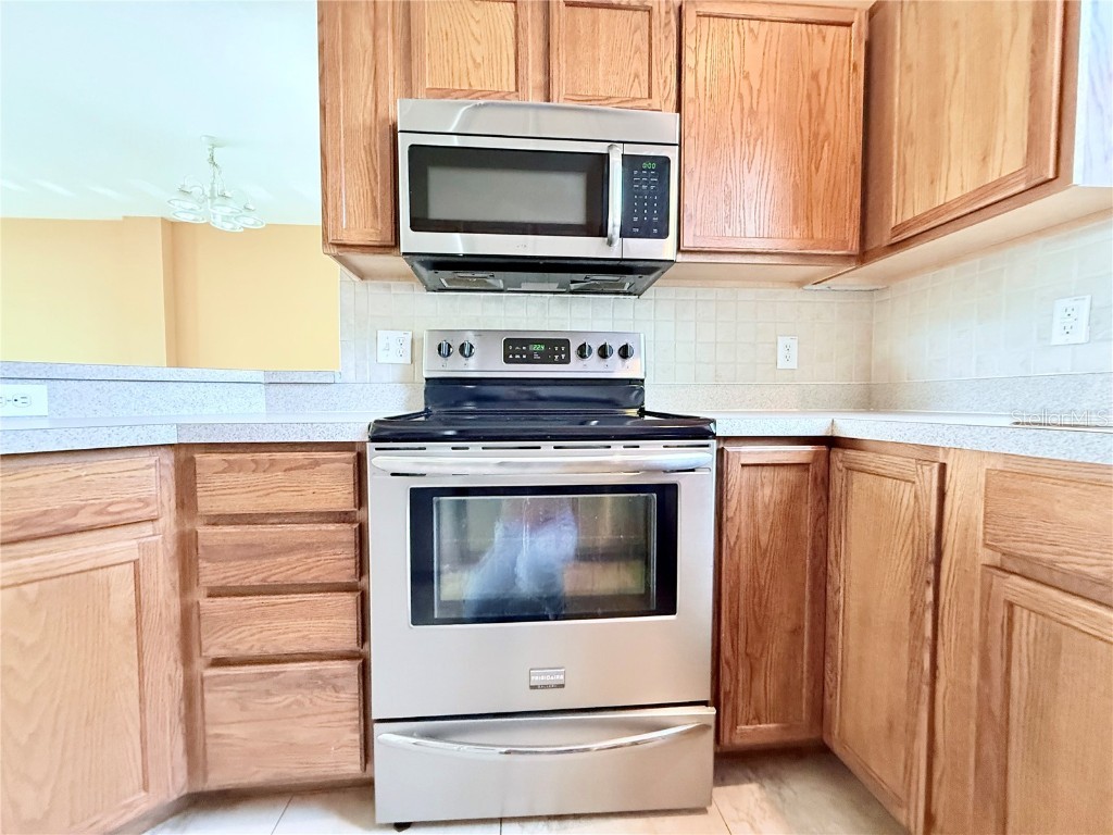 12298 Country White Circle Tampa FL 33635 TB8445982 image12